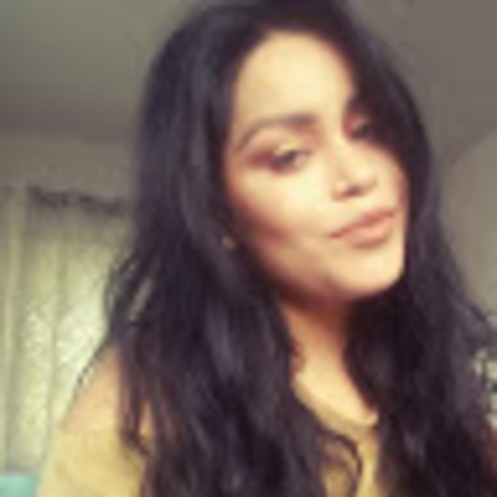 Meet your Posher, Ana